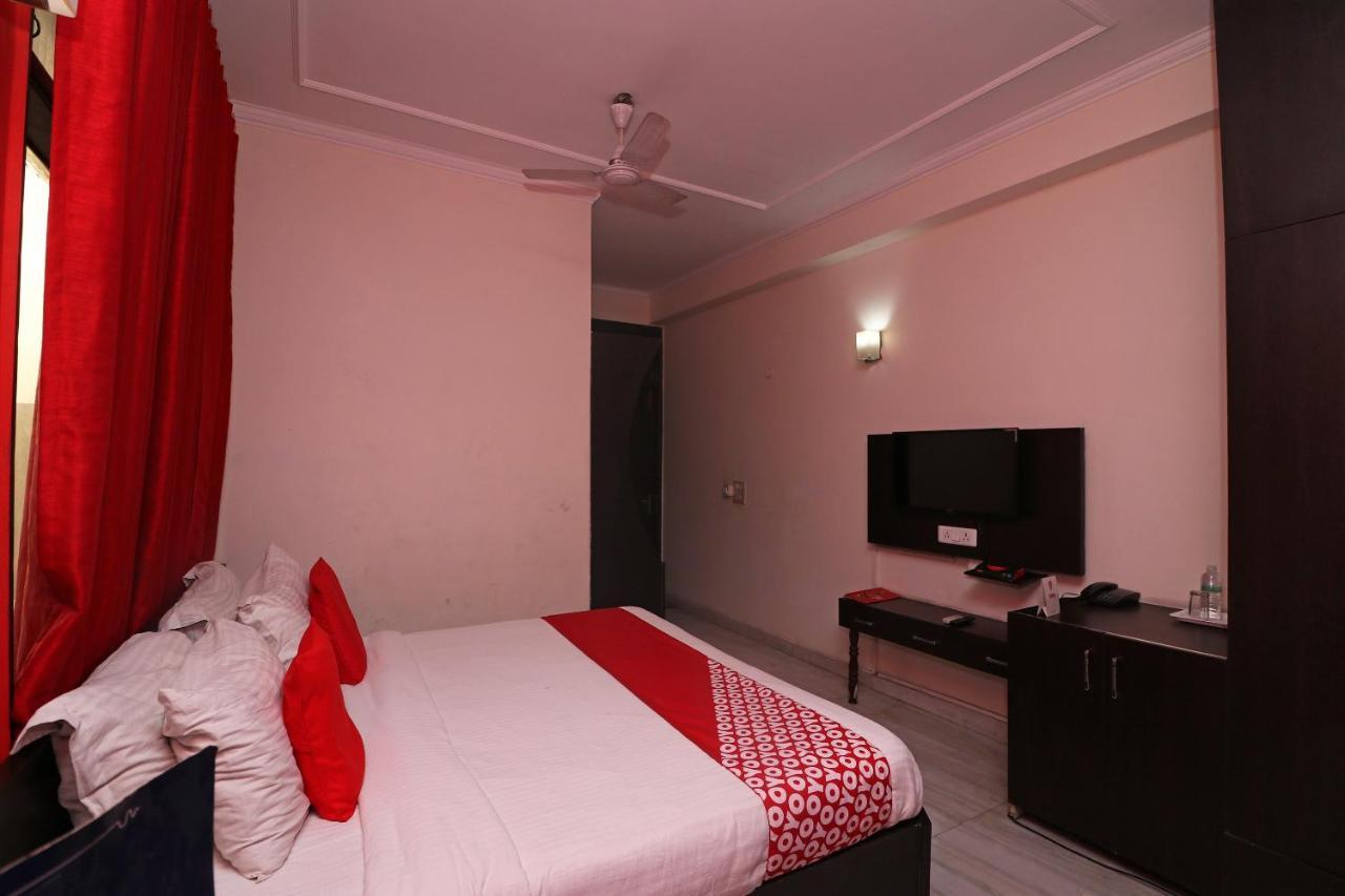 Oyo 79434 Hotel Green Villa נאגפור מראה חיצוני תמונה