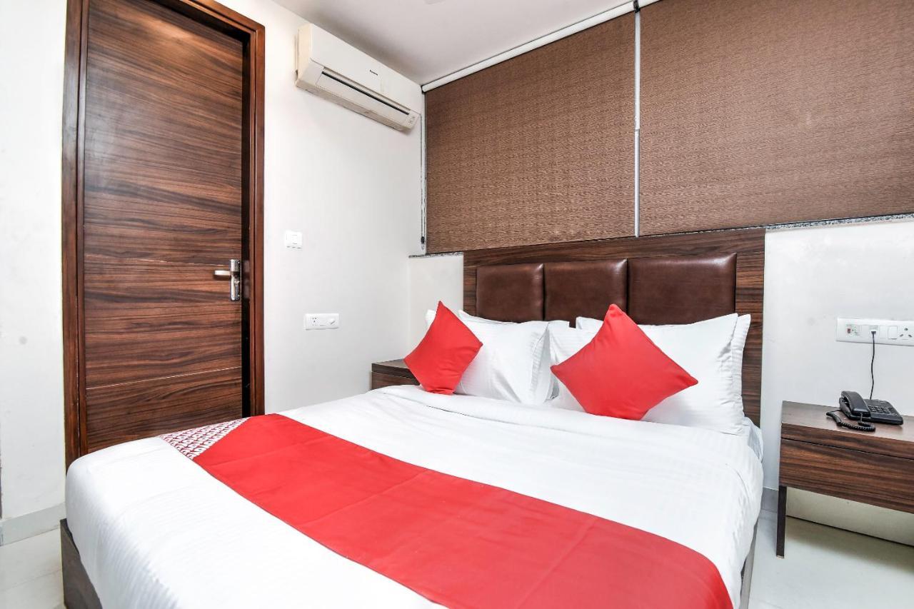Oyo 79434 Hotel Green Villa נאגפור מראה חיצוני תמונה